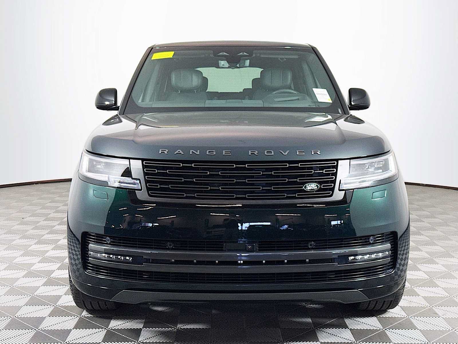 New 2026 Land Rover Range Rover Long Wheelbase Autobiography AWD/4WD image 2
