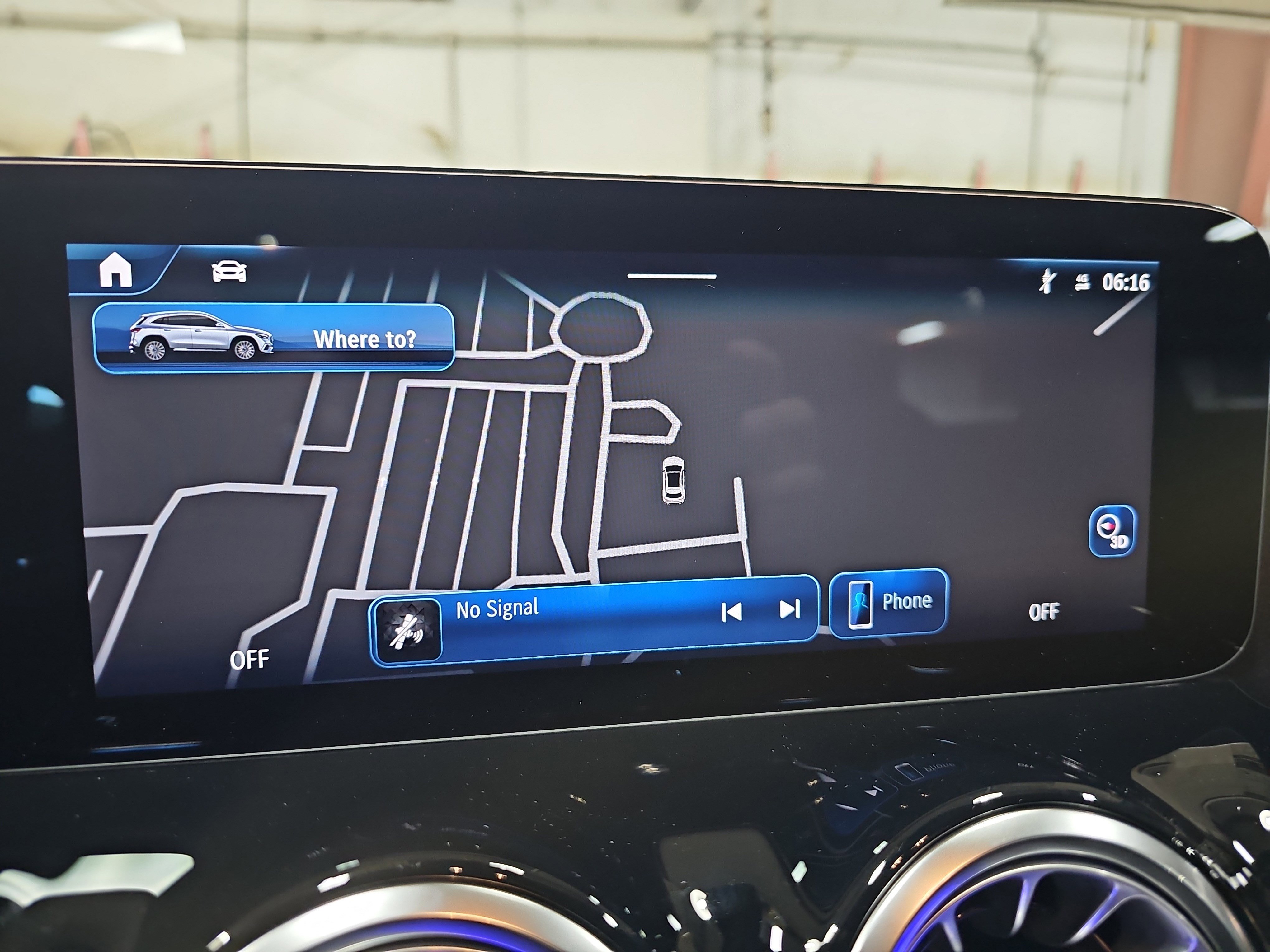 New 2026 Mercedes-Benz GLA 35 AMG 4MATIC image 24