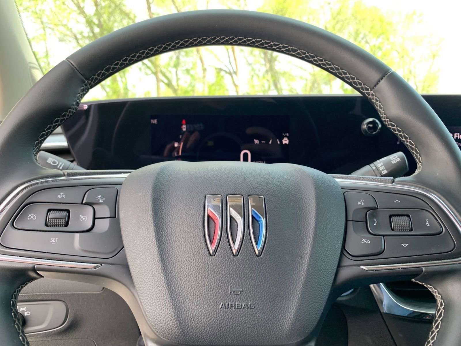 Used 2025 Buick Encore GX Preferred image 27