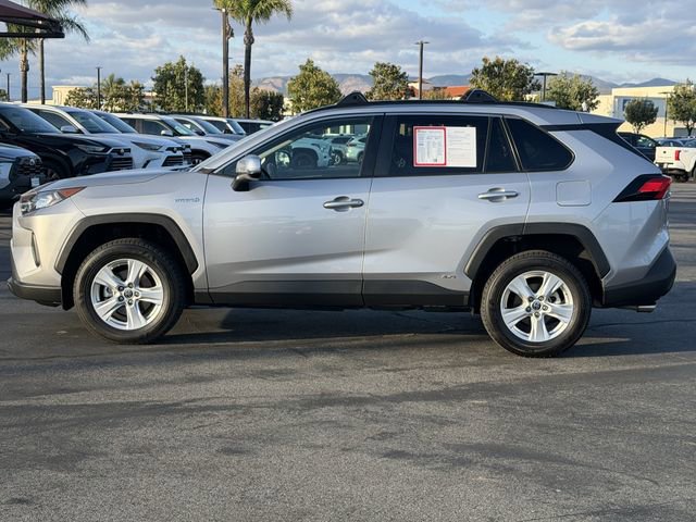 Used 2021 Toyota RAV4 LE AWD/4WD image 9