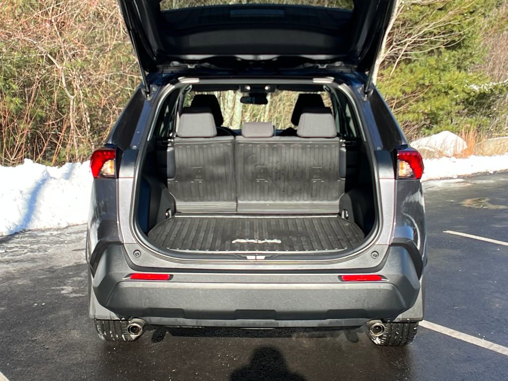 Used 2024 Toyota RAV4 LE image 23