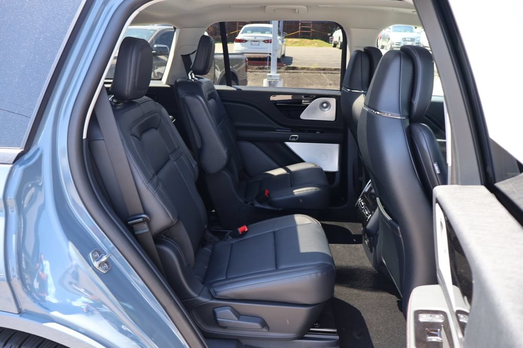 New 2026 Lincoln Aviator Reserve AWD/4WD image 26