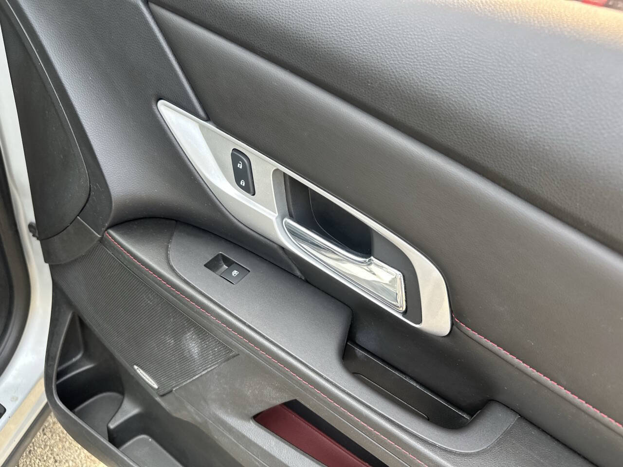 Used 2014 GMC Terrain SLT w/ Safety Package AWD/4WD image 22