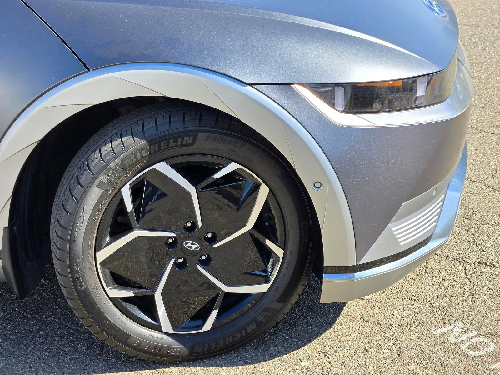 Certified 2023 Hyundai Ioniq 5 Limited RWD image 3