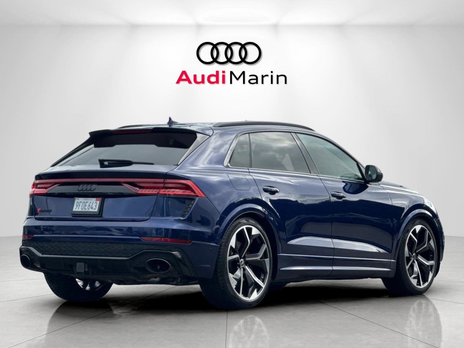Used 2023 Audi RS Q8 w/ Black Optic Package image 5