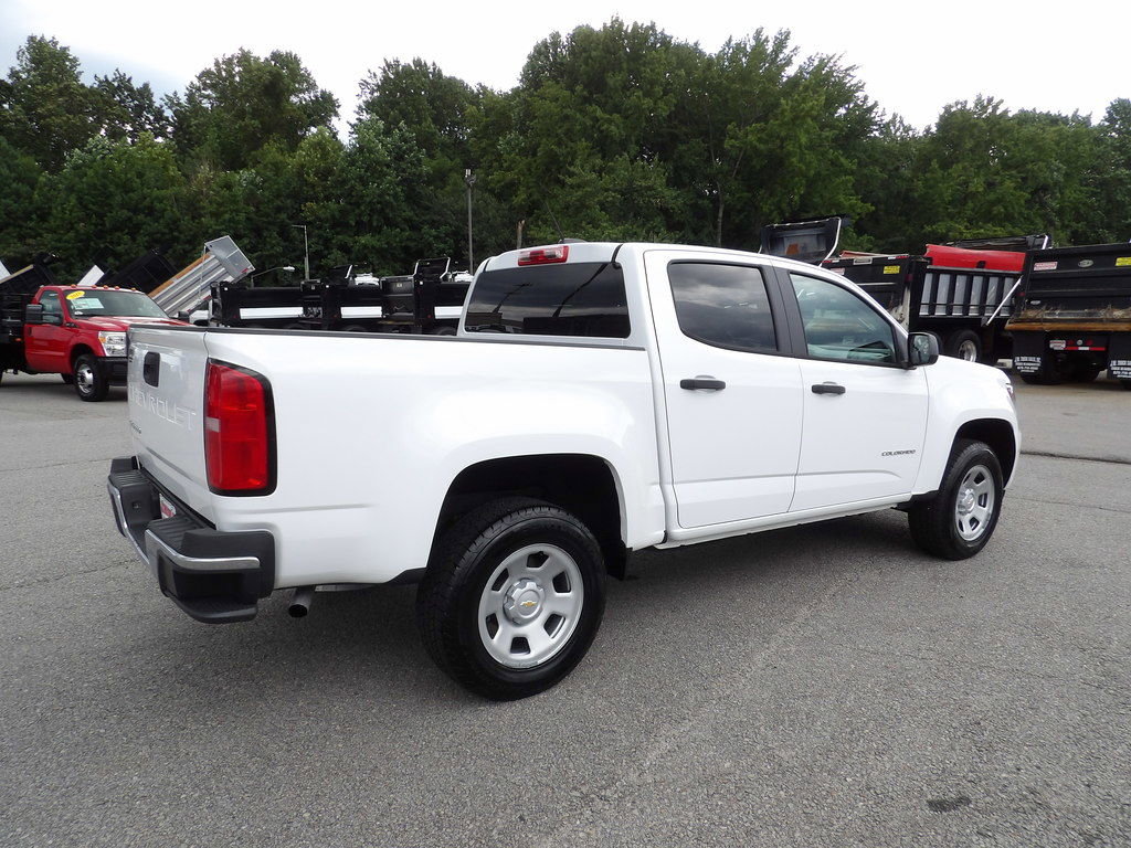 Used 2022 Chevrolet Colorado W/T w/ WT Convenience Package RWD image 8