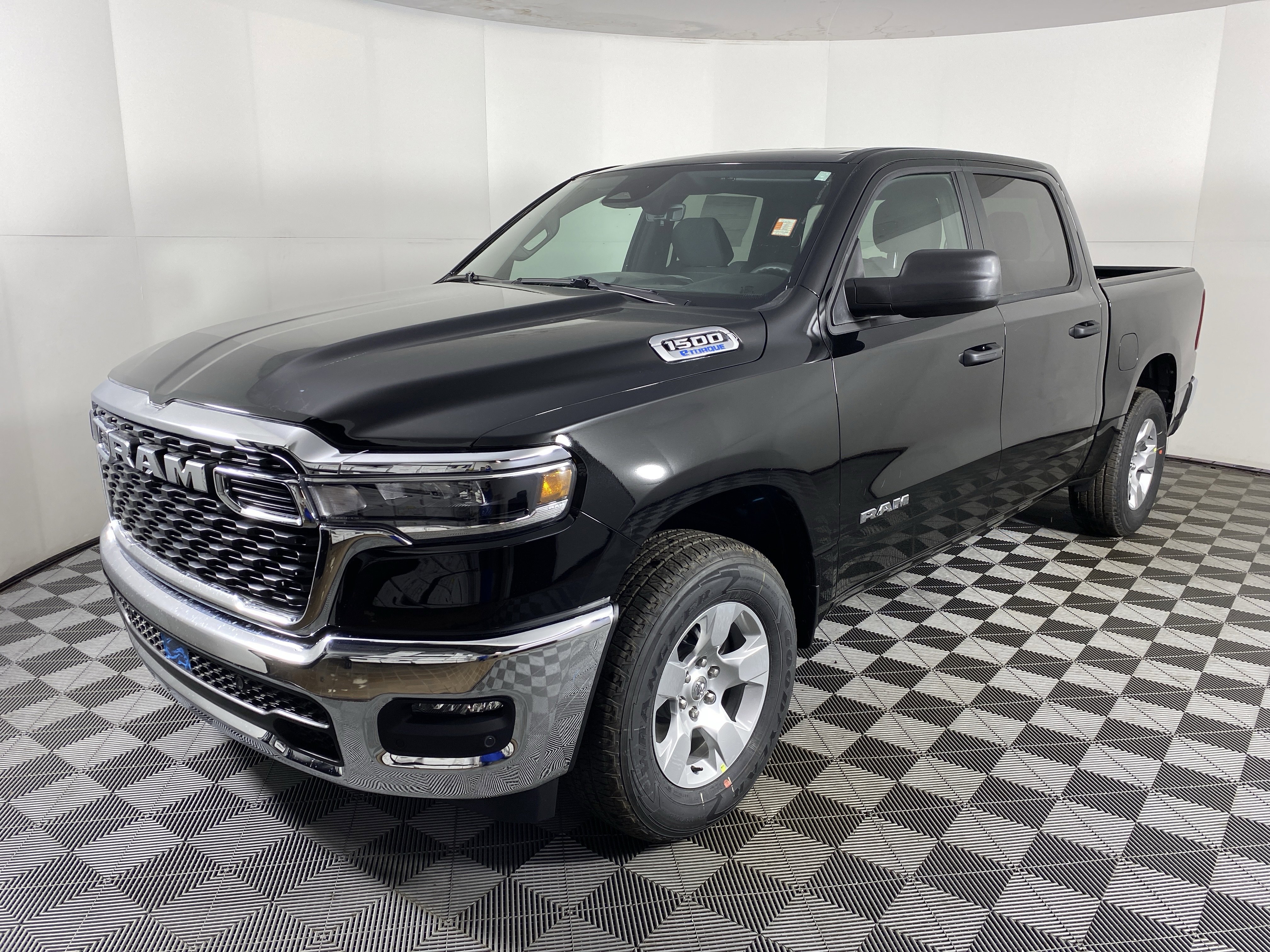 New 2025 RAM 1500 Big Horn image 8