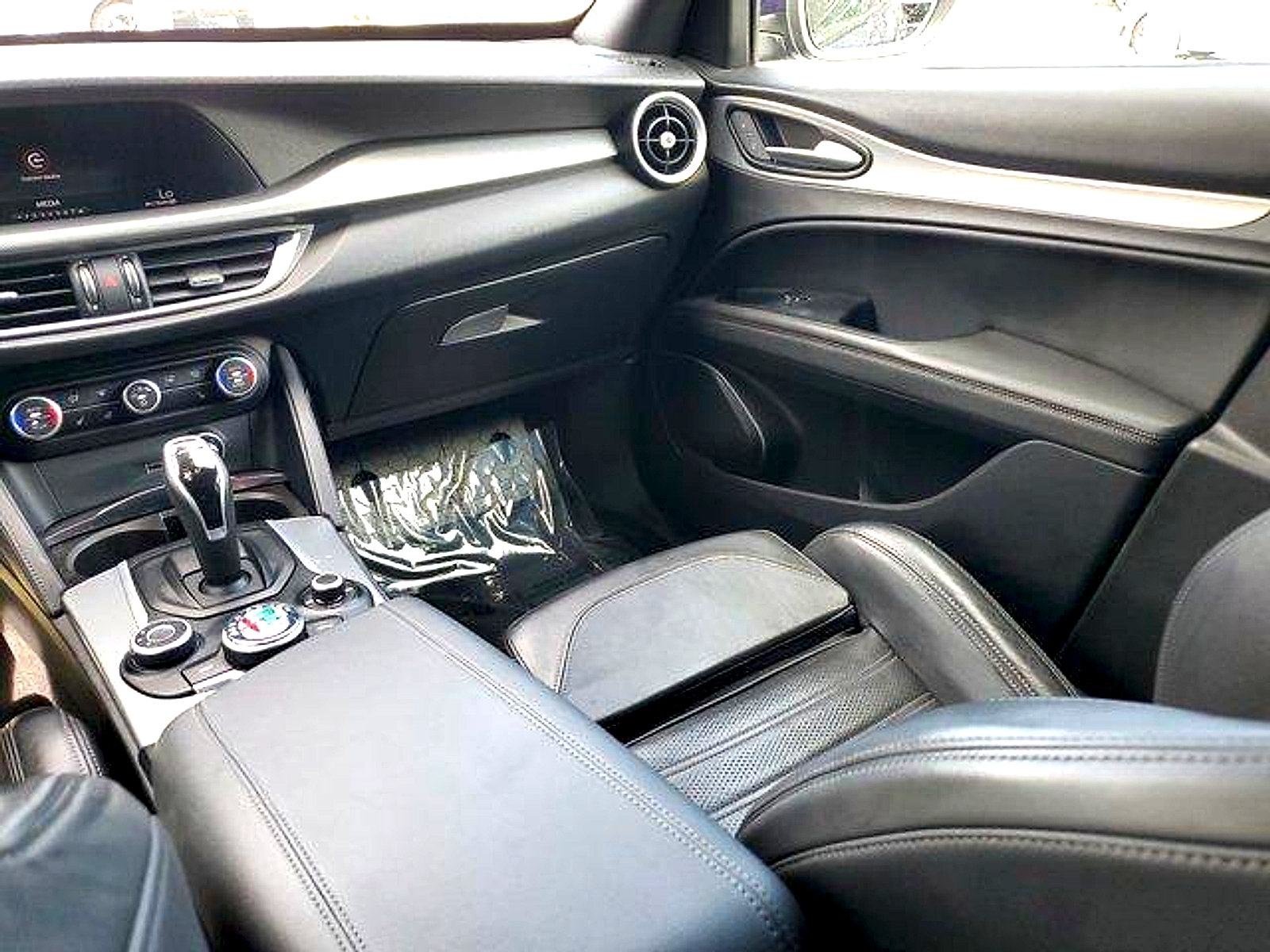 Used 2018 Alfa Romeo Stelvio Ti Sport AWD/4WD image 15
