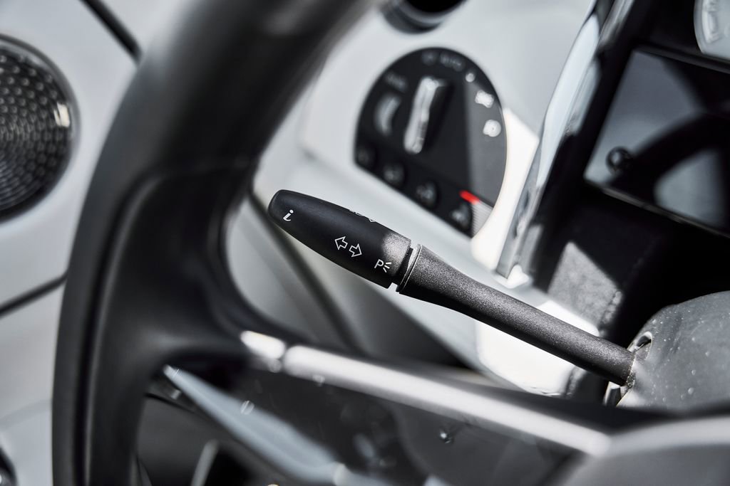 Used 2019 Rolls-Royce Wraith RWD image 48