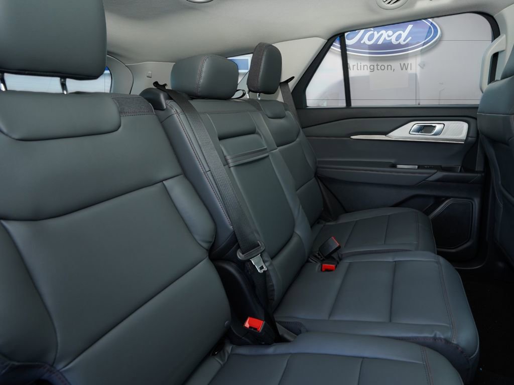 New 2026 Ford Explorer Active w/ Active Comfort Package image 16