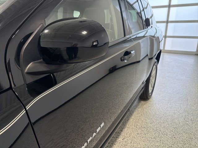 Used 2014 Jeep Compass Latitude w/ Sun/Sound Group image 29