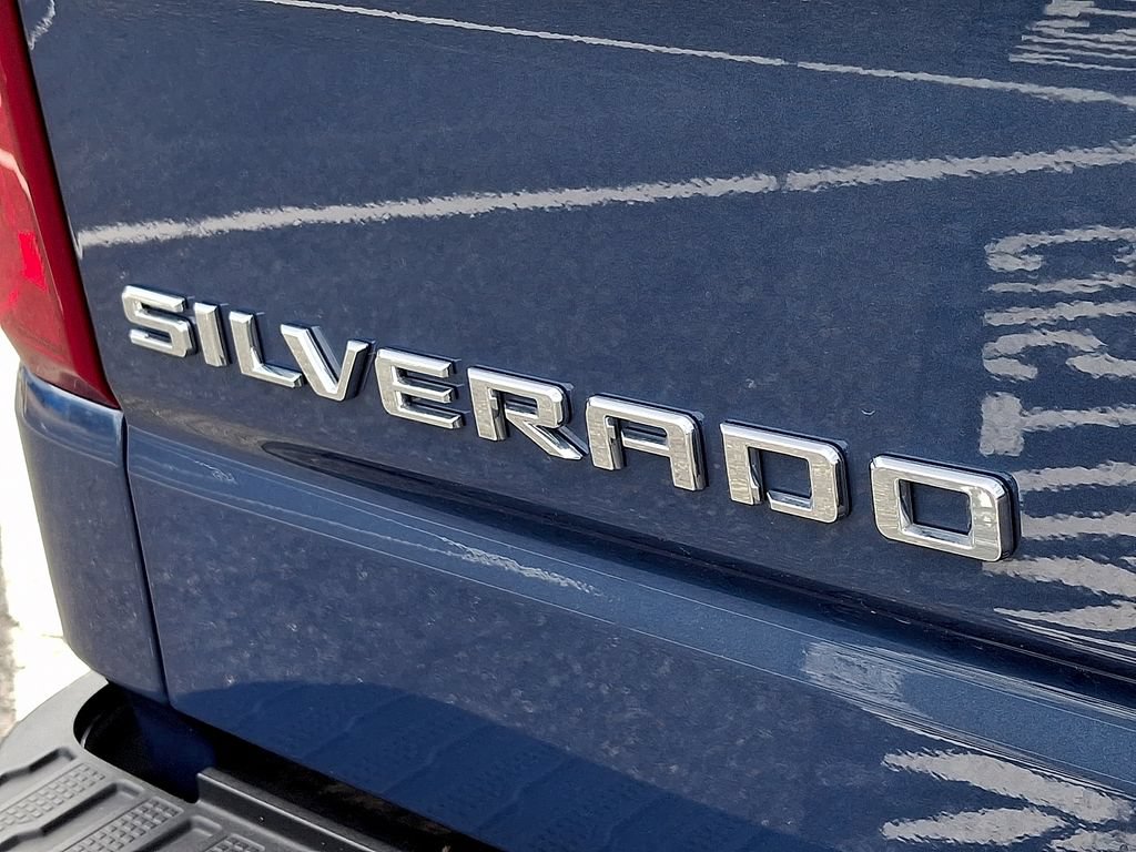Used 2024 Chevrolet Silverado 1500 RST AWD/4WD image 30