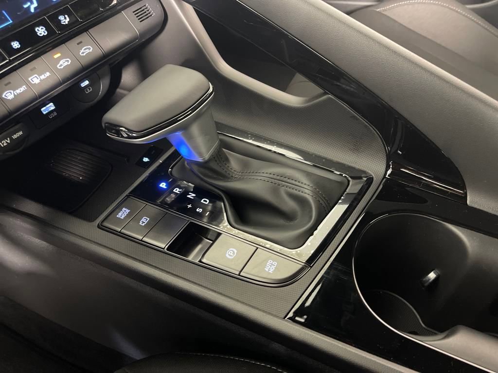 New 2025 Hyundai Elantra SEL image 24