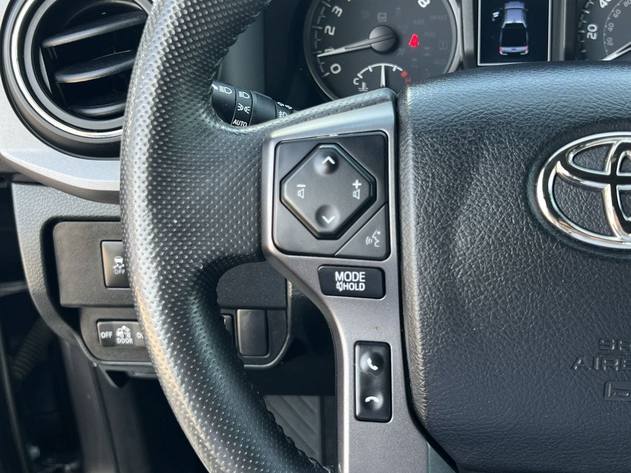 Used 2022 Toyota Tacoma TRD Pro AWD/4WD image 13