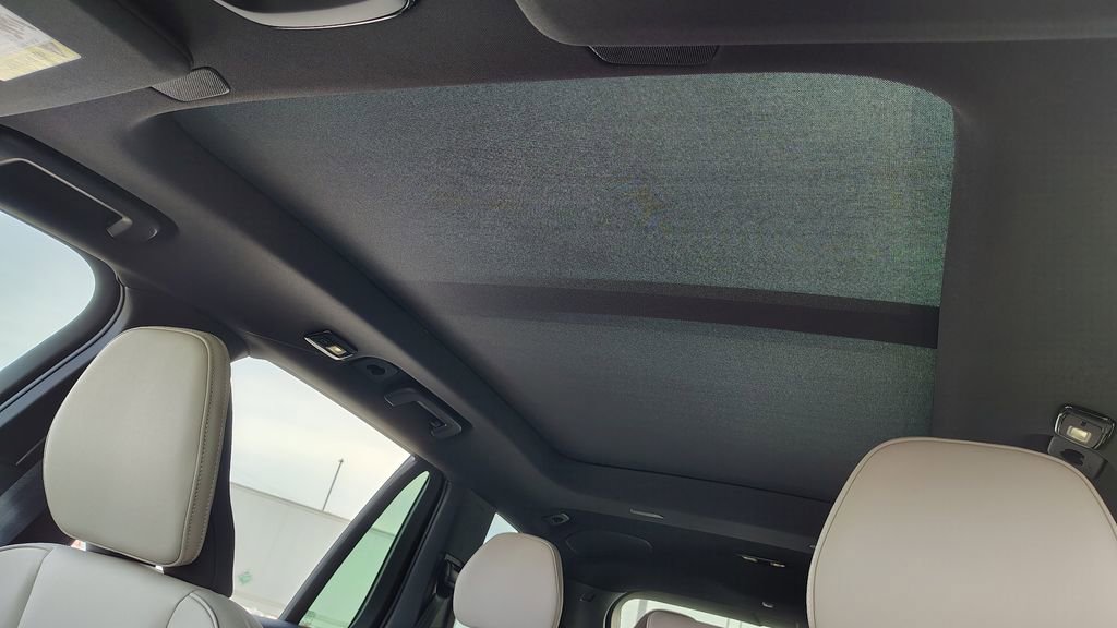 New 2026 Volvo XC90 B6 Plus w/ Protection Package Premier image 26