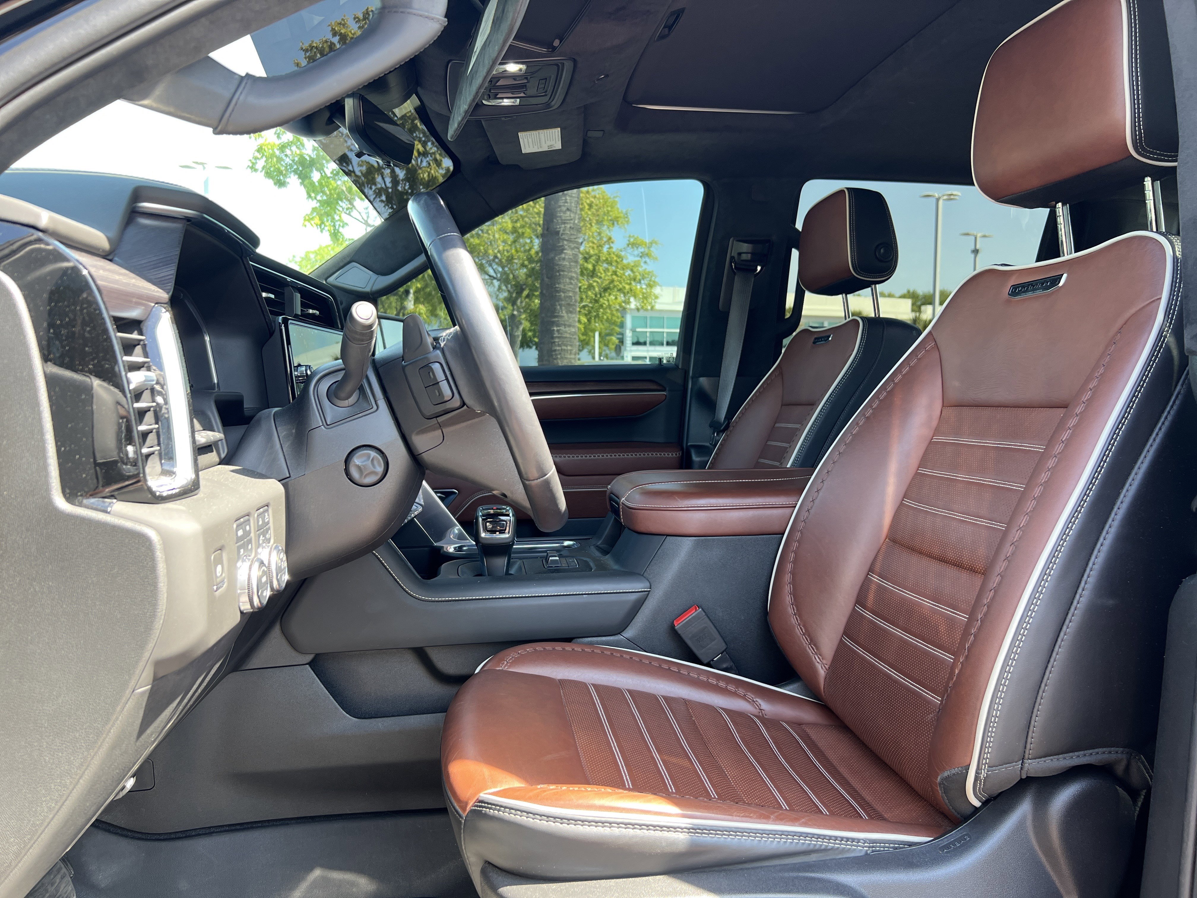 Used 2023 GMC Sierra 1500 Denali Ultimate AWD/4WD image 16