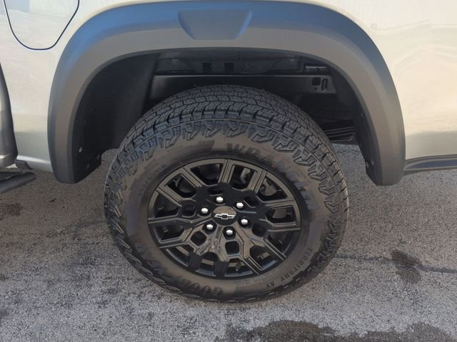 Used 2025 Chevrolet Colorado Trail Boss AWD/4WD image 38