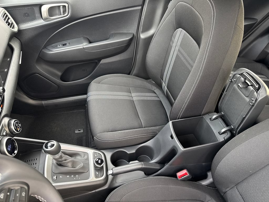 New 2026 Hyundai Venue SEL FWD image 27