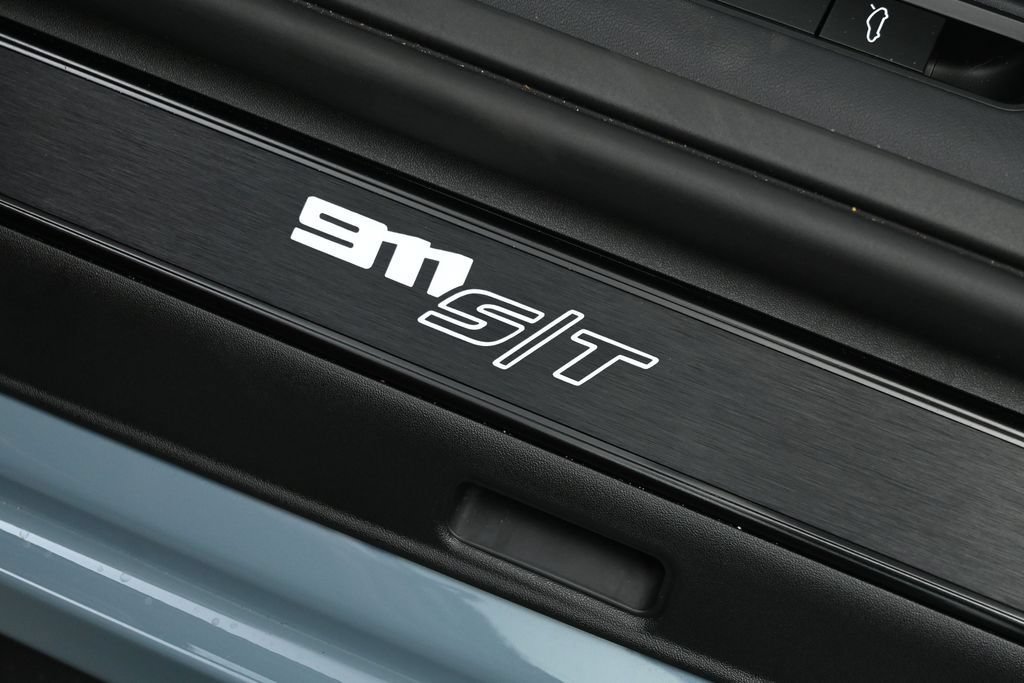 Certified 2024 Porsche 911 GT3 RS RWD image 23
