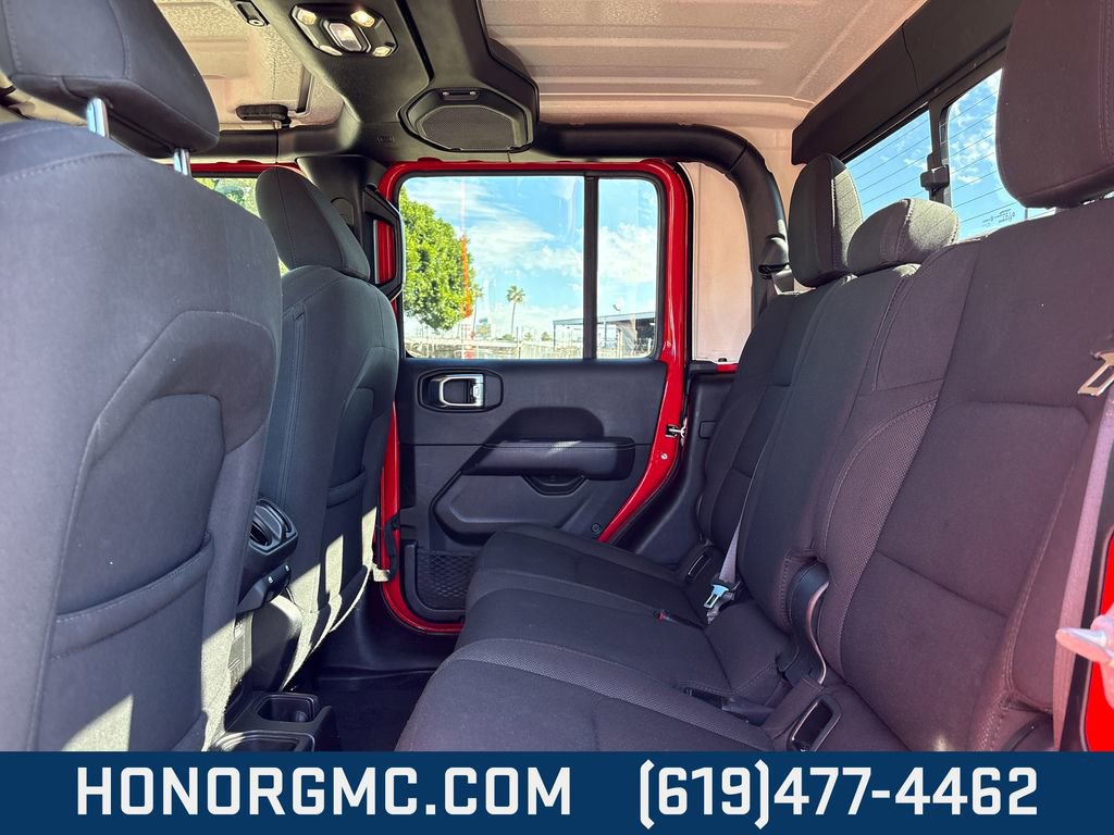 Used 2023 Jeep Gladiator Overland image 17