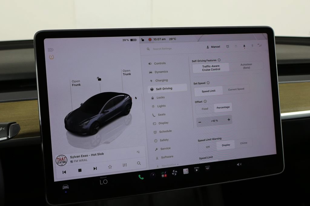 Used 2023 Tesla Model 3 Standard Range RWD image 31