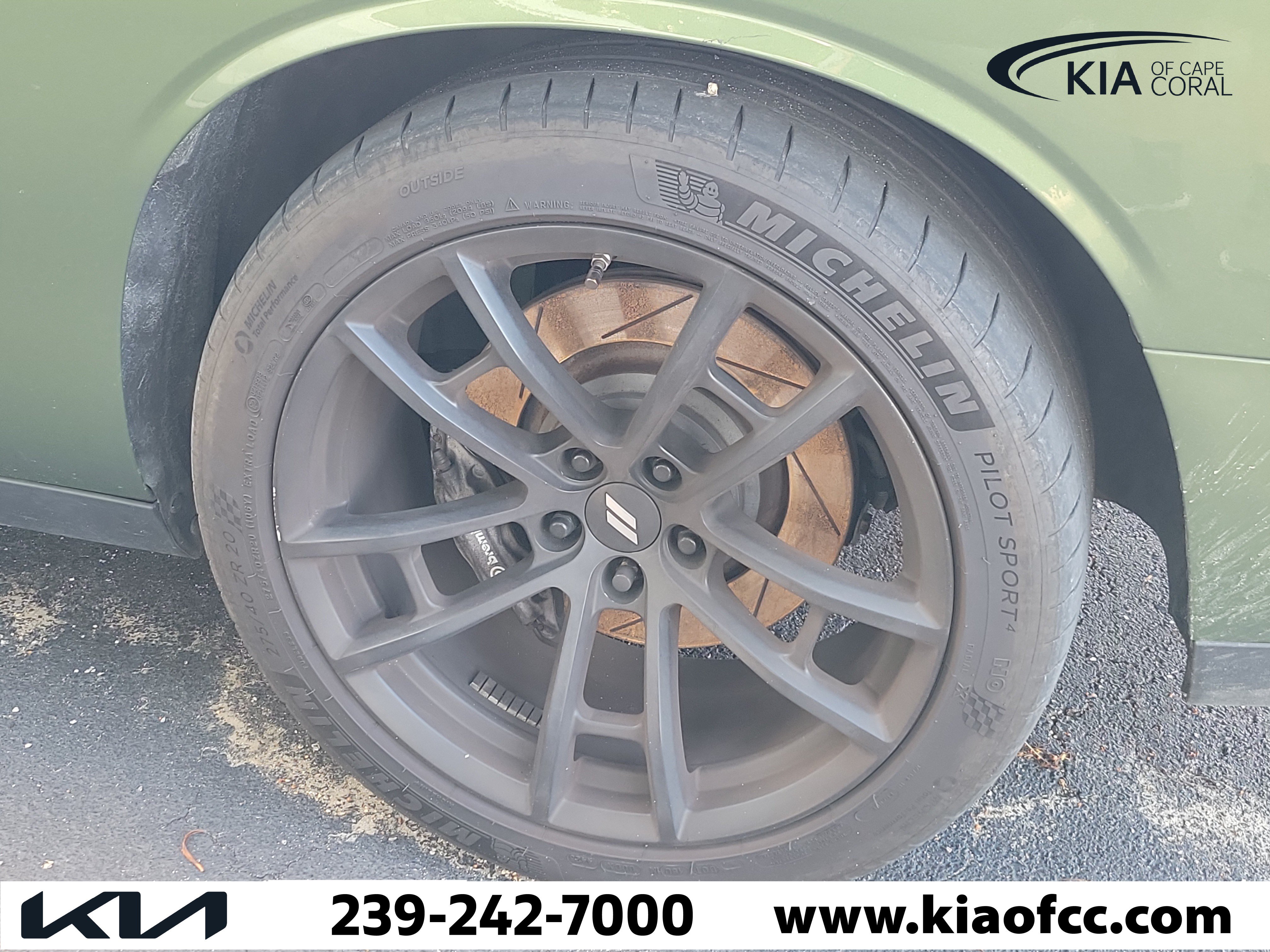 Used 2019 Dodge Challenger R/T Scat Pack w/ Shaker Package RWD image 8