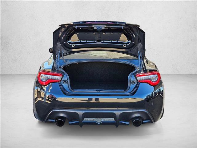 Used 2017 Toyota 86 image 6
