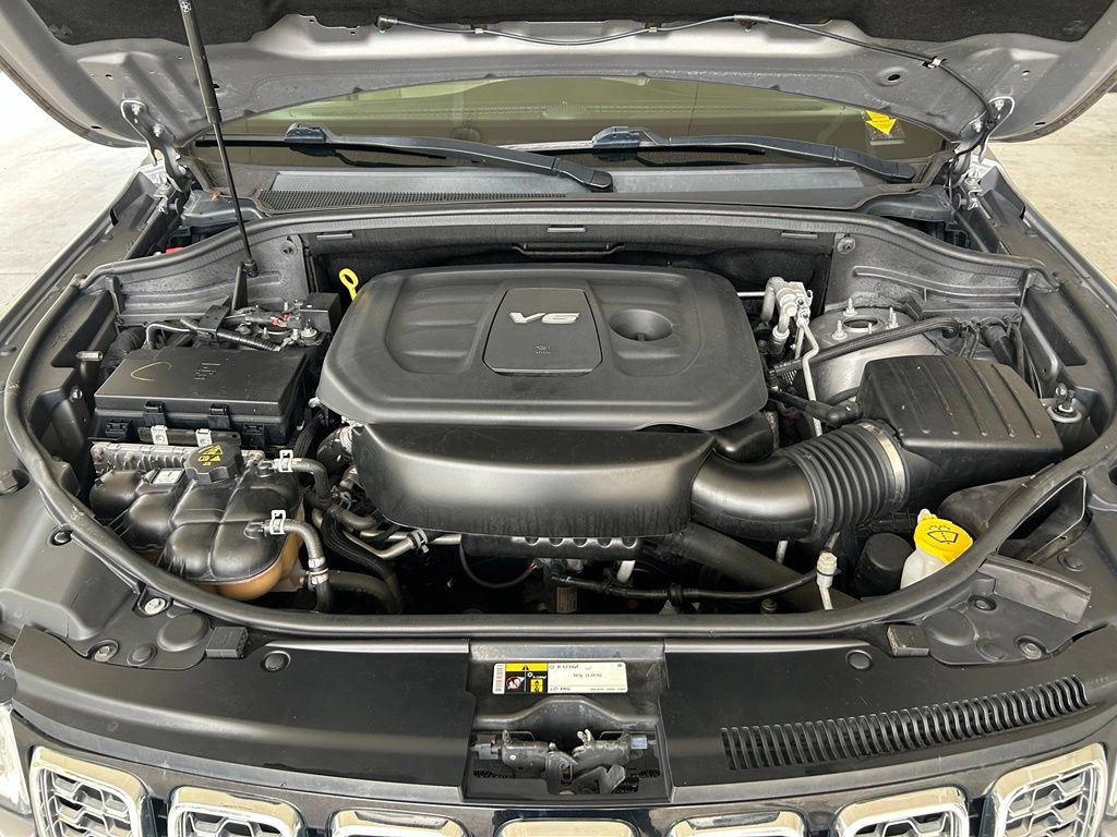 Used 2019 Jeep Grand Cherokee Overland RWD image 14