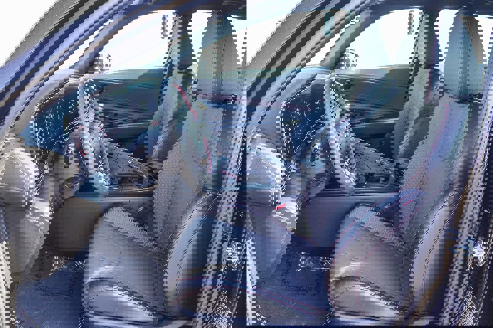 Used 2024 Hyundai Elantra N Line image 18