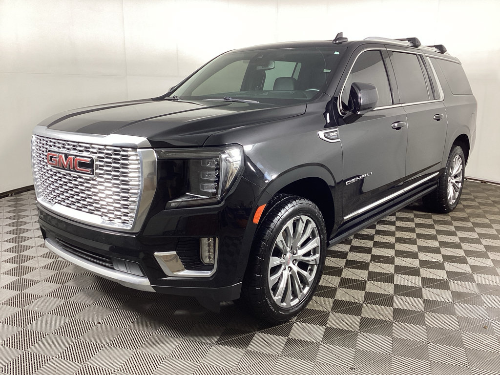 Used 2022 GMC Yukon XL Denali AWD/4WD image 5