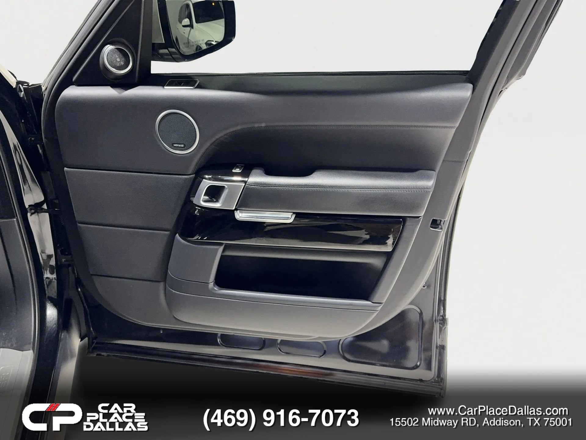 Used 2016 Land Rover Range Rover image 26