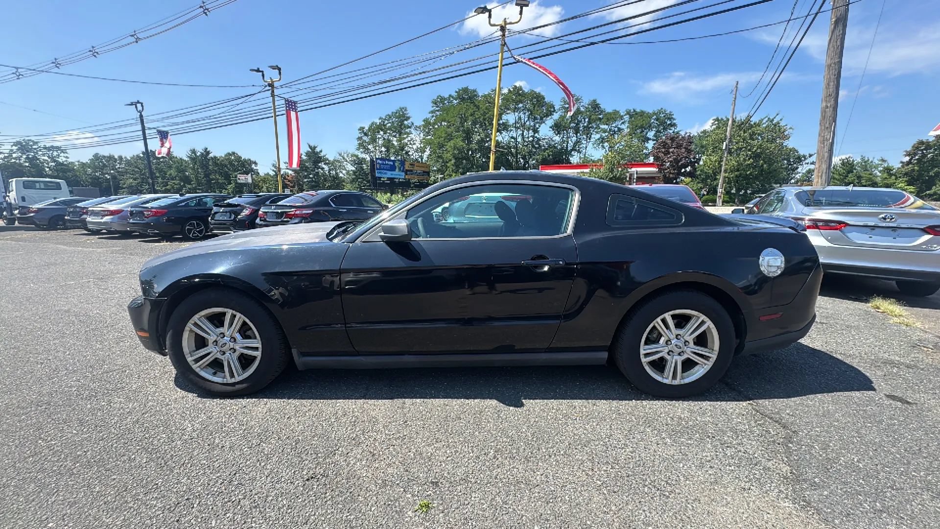 Used 2011 Ford Mustang Coupe w/ 101A Rapid Spec Order Code RWD image 8