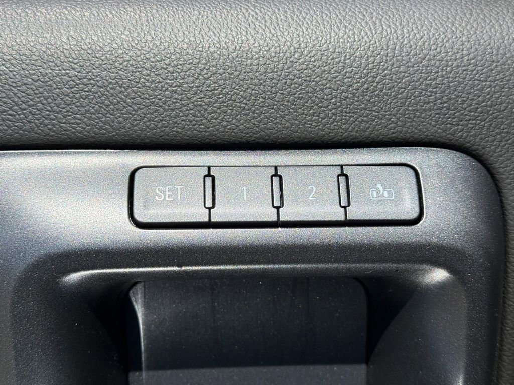 Used 2019 GMC Sierra 3500 Denali image 27