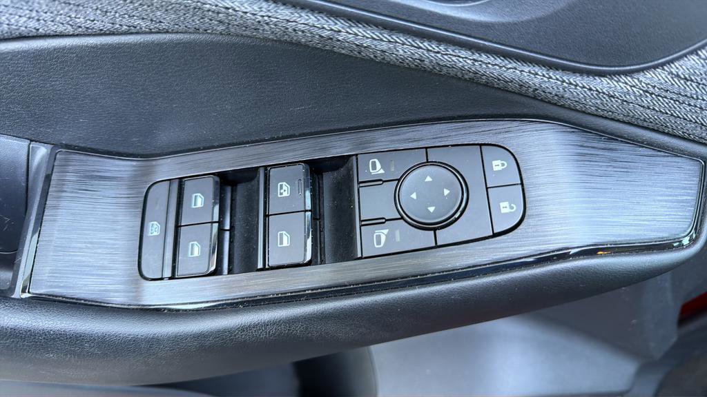 Certified 2023 Nissan Rogue S AWD/4WD image 18