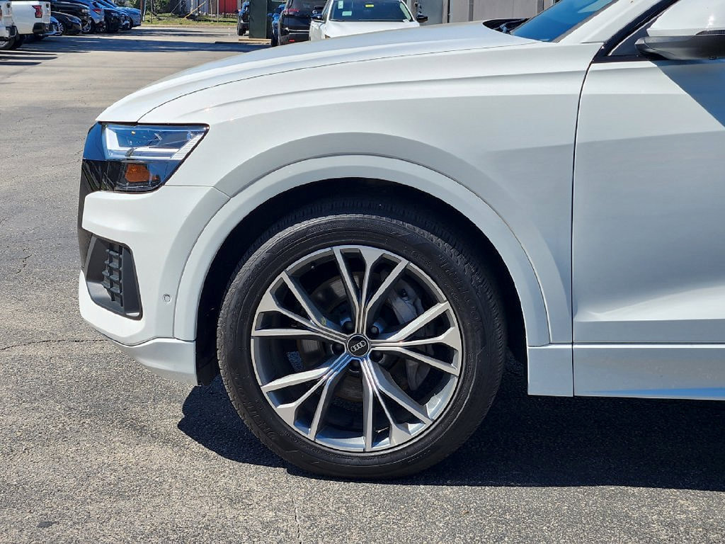 Used 2021 Audi Q8 Premium AWD/4WD image 9
