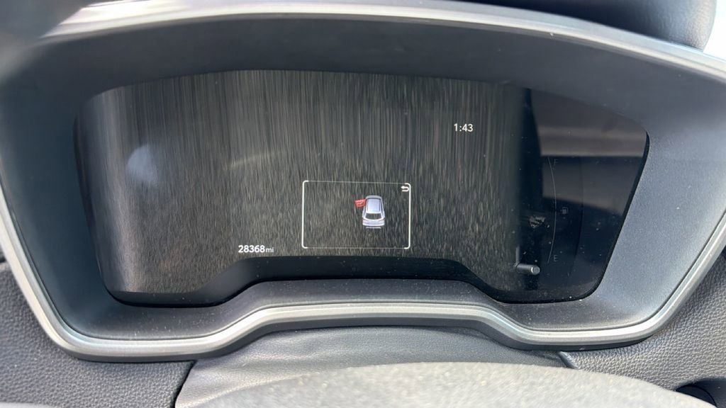 Certified 2025 Toyota Corolla Cross XLE image 12