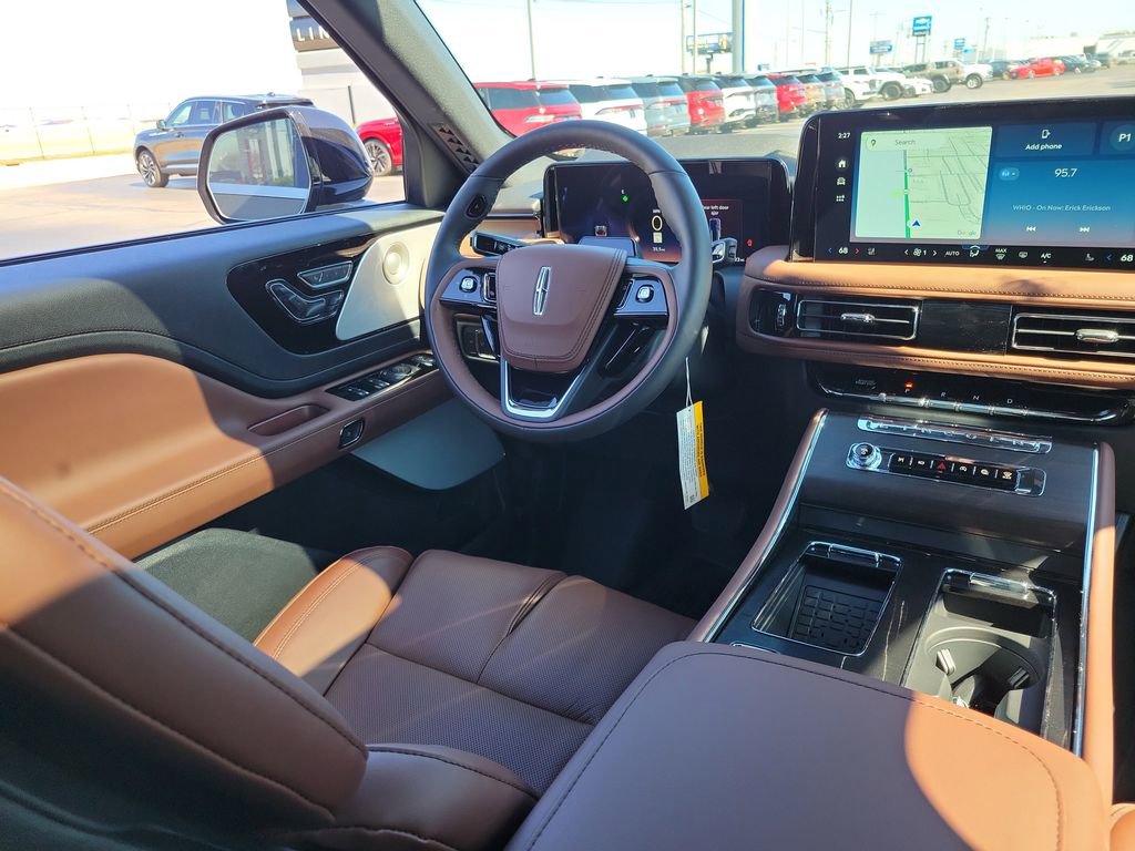 New 2026 Lincoln Aviator Reserve image 13