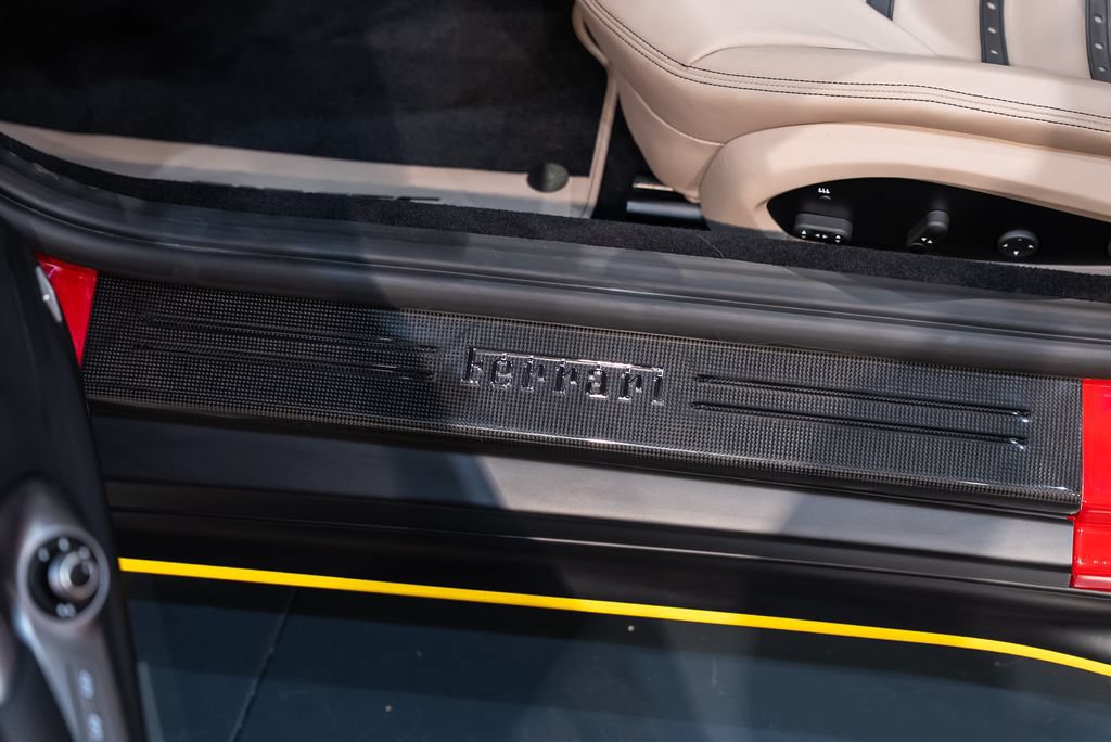 Certified 2023 Ferrari 812 GTS RWD image 26