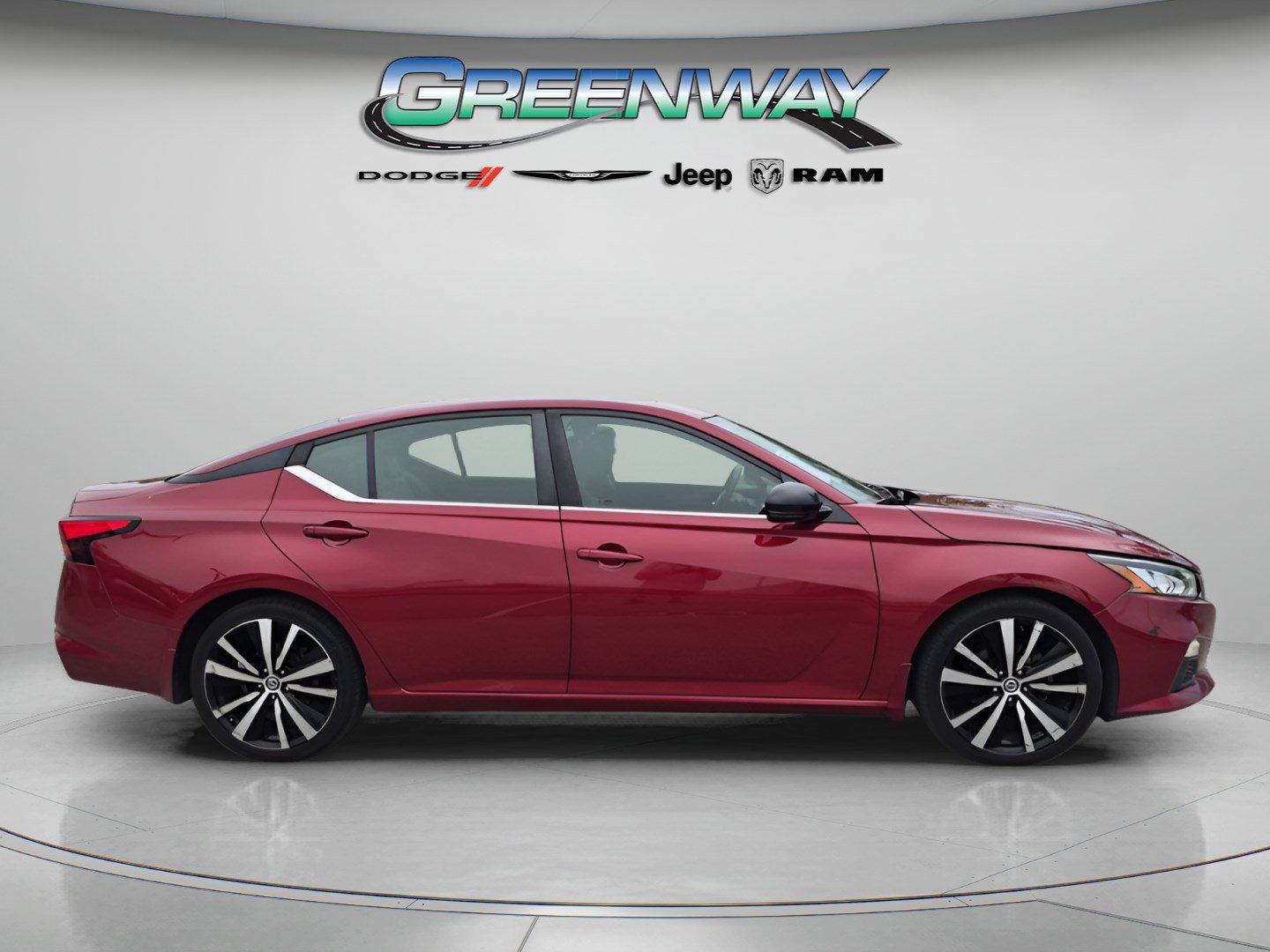 Used 2021 Nissan Altima 2.5 SR w/ SR Premium Package FWD image 4