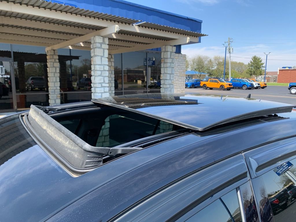 Used 2018 Volkswagen GTI SE FWD image 10