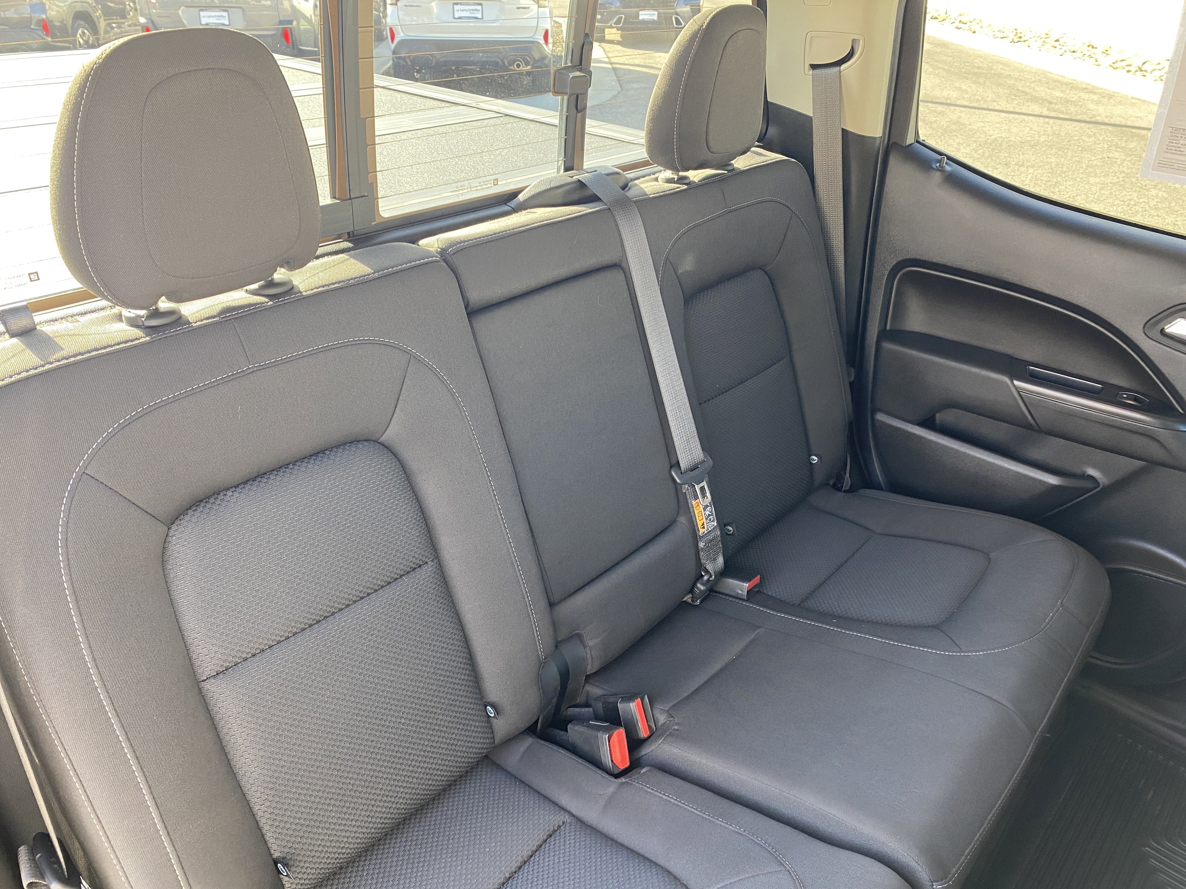 Used 2022 Chevrolet Colorado LT w/ Safety Package image 20