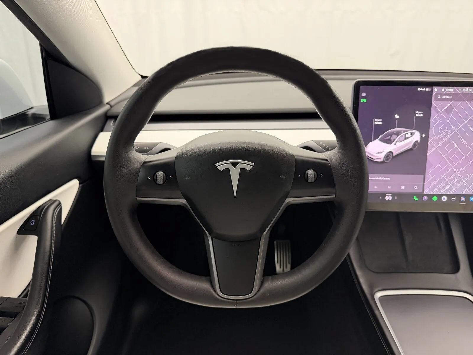 Used 2021 Tesla Model Y Long Range AWD/4WD image 12