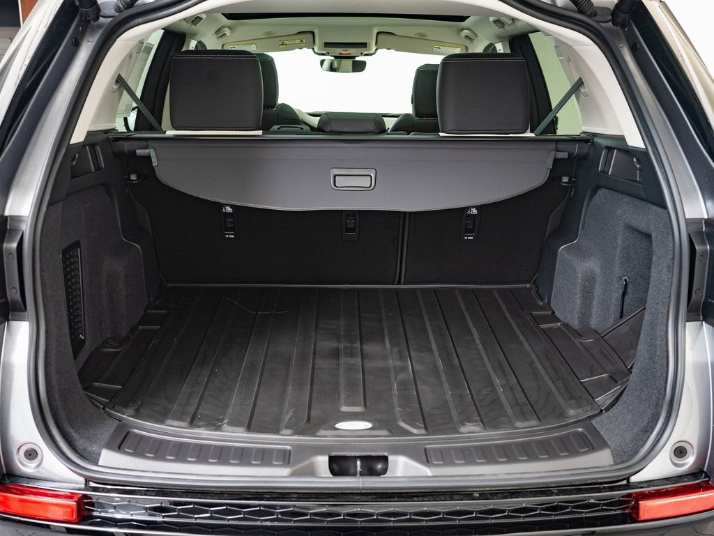 Certified 2025 Land Rover Discovery Sport S AWD/4WD image 17