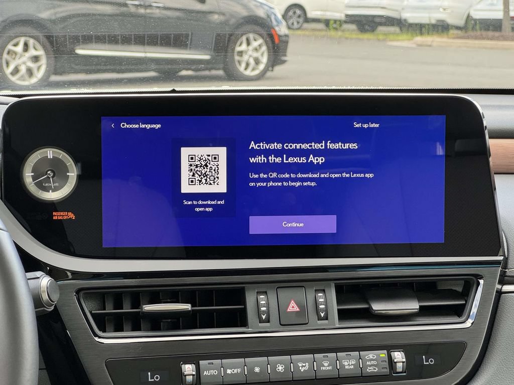Used 2025 Lexus ES 350 w/ Premium Package FWD image 10