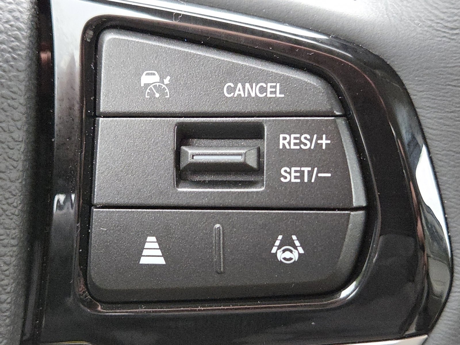 Certified 2025 Honda Odyssey Touring image 10