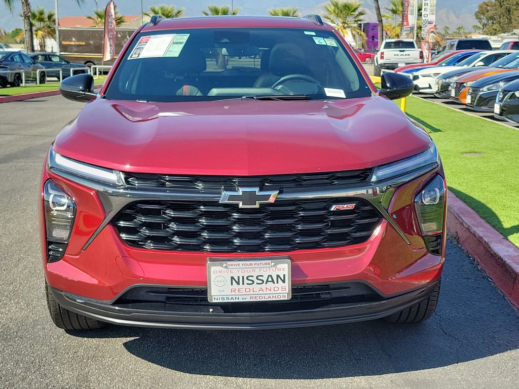 Used 2024 Chevrolet Trax RS w/ Sunroof Package image 32