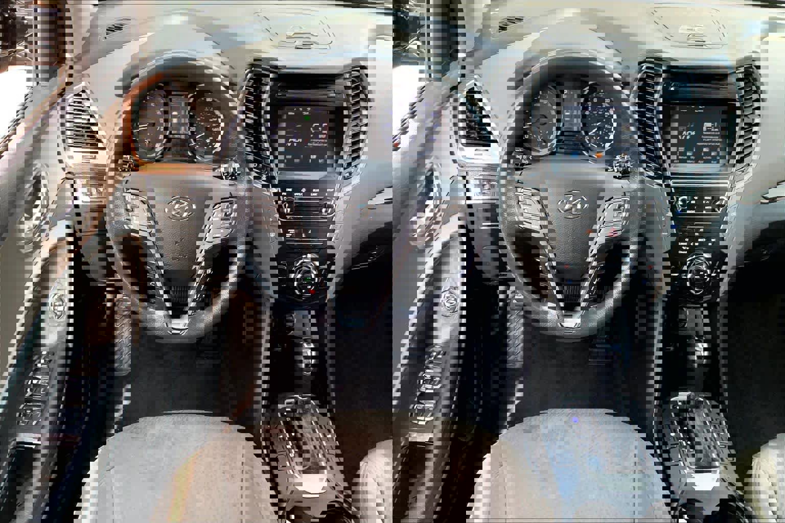 Used 2018 Hyundai Santa Fe Sport w/ 2.4L Value Package 02 image 5