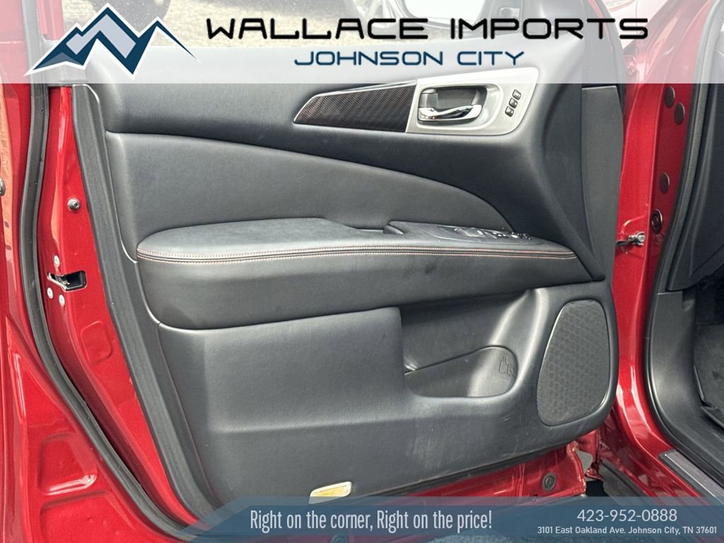 Used 2020 Nissan Pathfinder SL image 13