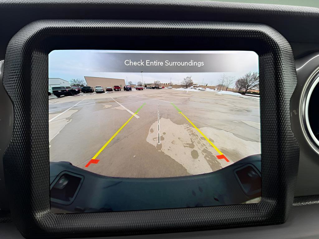 Used 2023 Jeep Gladiator Overland image 20