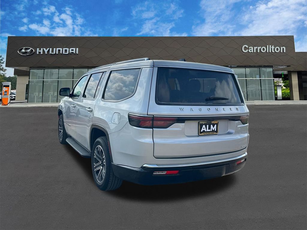 Used 2024 Jeep Wagoneer Series II w/ Flexible Seating Group RWD image 7